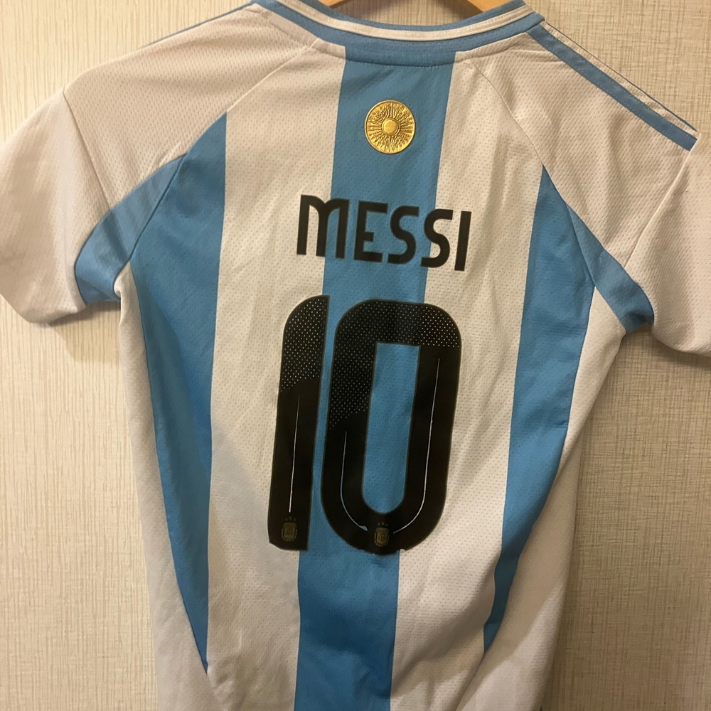 Lionel Messi fifa world champions edition soccer futbol jersey athletic shirt xL - Picture 2 of 16